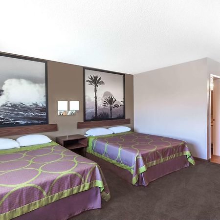 Super 8 By Wyndham Canoga Park Λος Άντζελες Εξωτερικό φωτογραφία